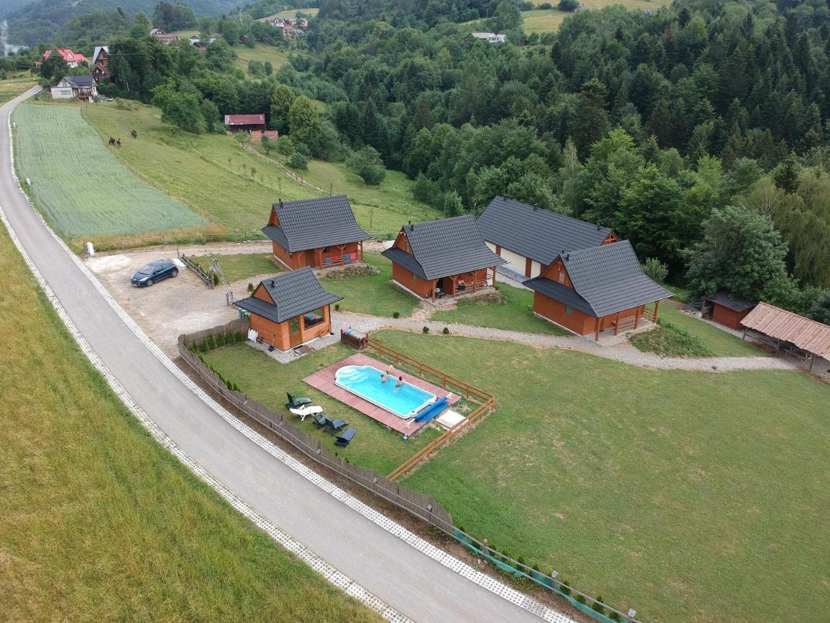 Chatki Niwki U Zboja Krościenko Esterno foto